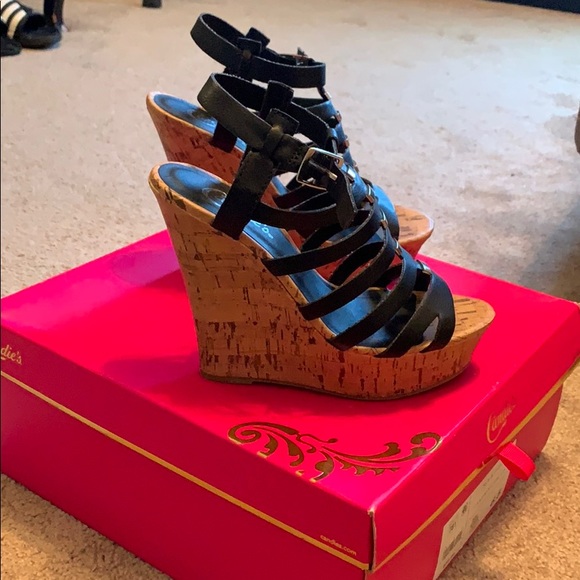 Candies Platform Wedges - Picture 3 of 4